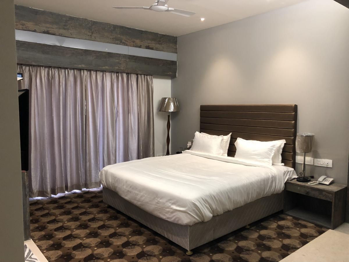 Hotel Sharanam Shegaon المظهر الخارجي الصورة